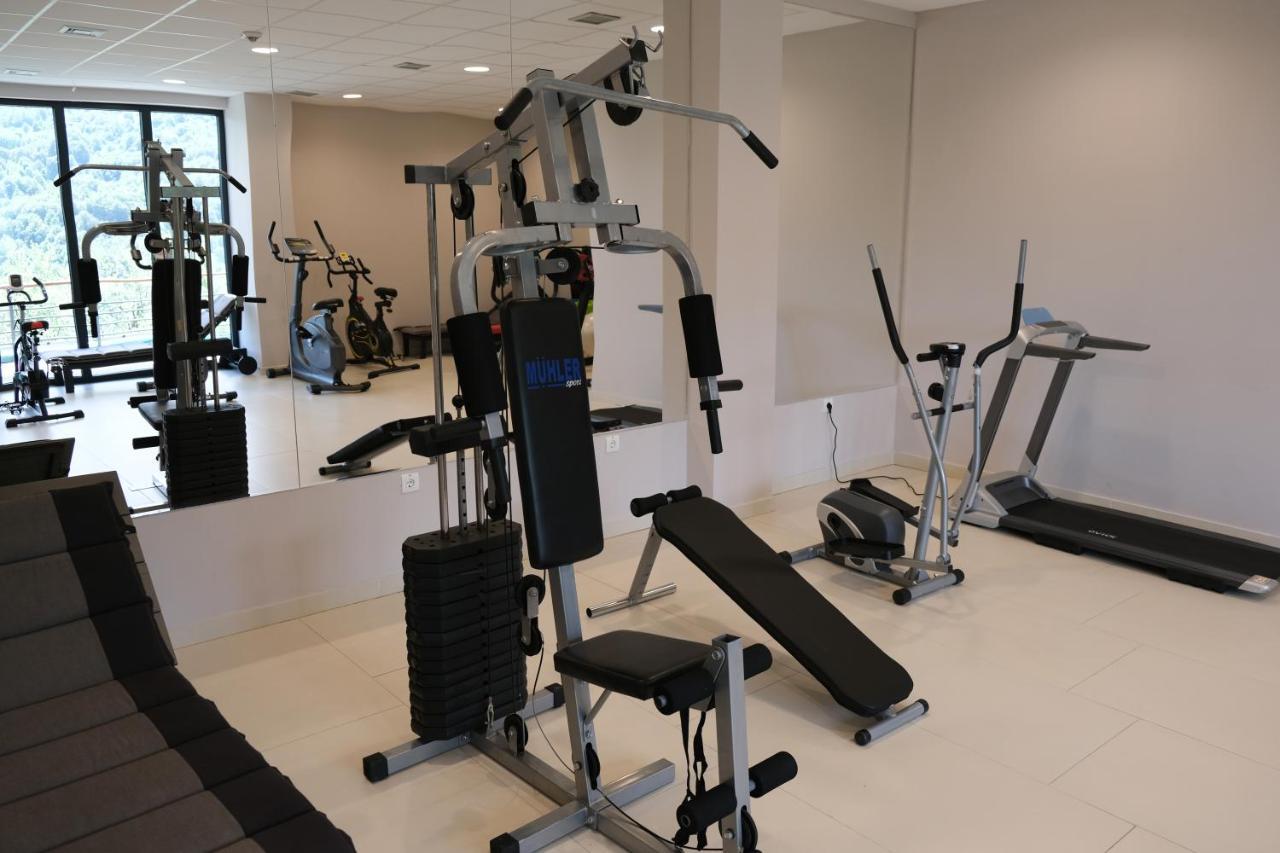 Abi Green Hotel Prevalle Призрен Экстерьер фото